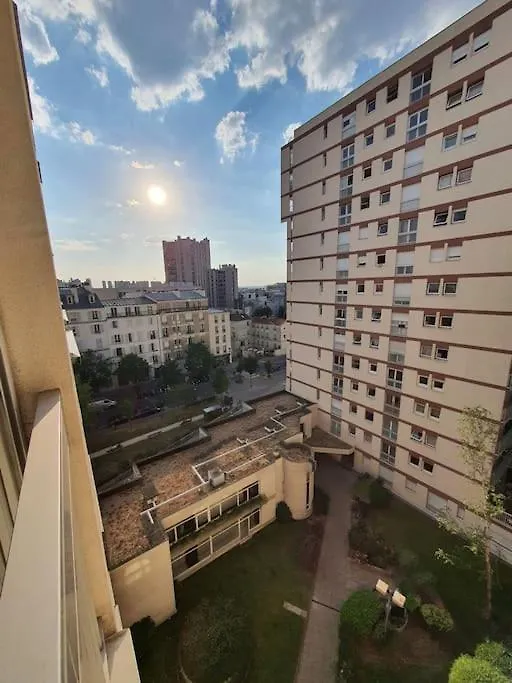 Апартаменты Renewed Spacious 35M2 Studio In Париж